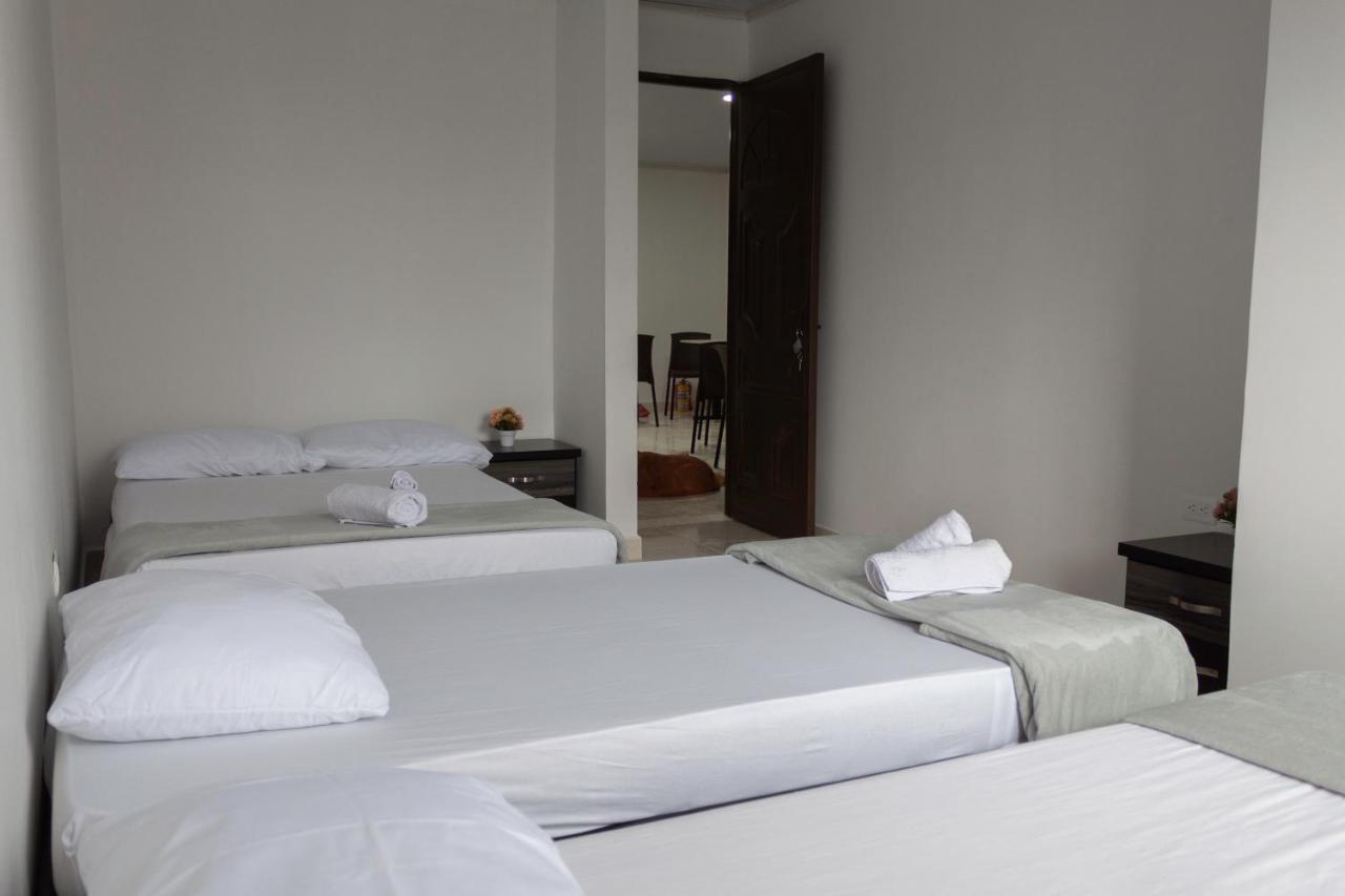 Los Nonos Hostel Guadalupe Ngoại thất bức ảnh