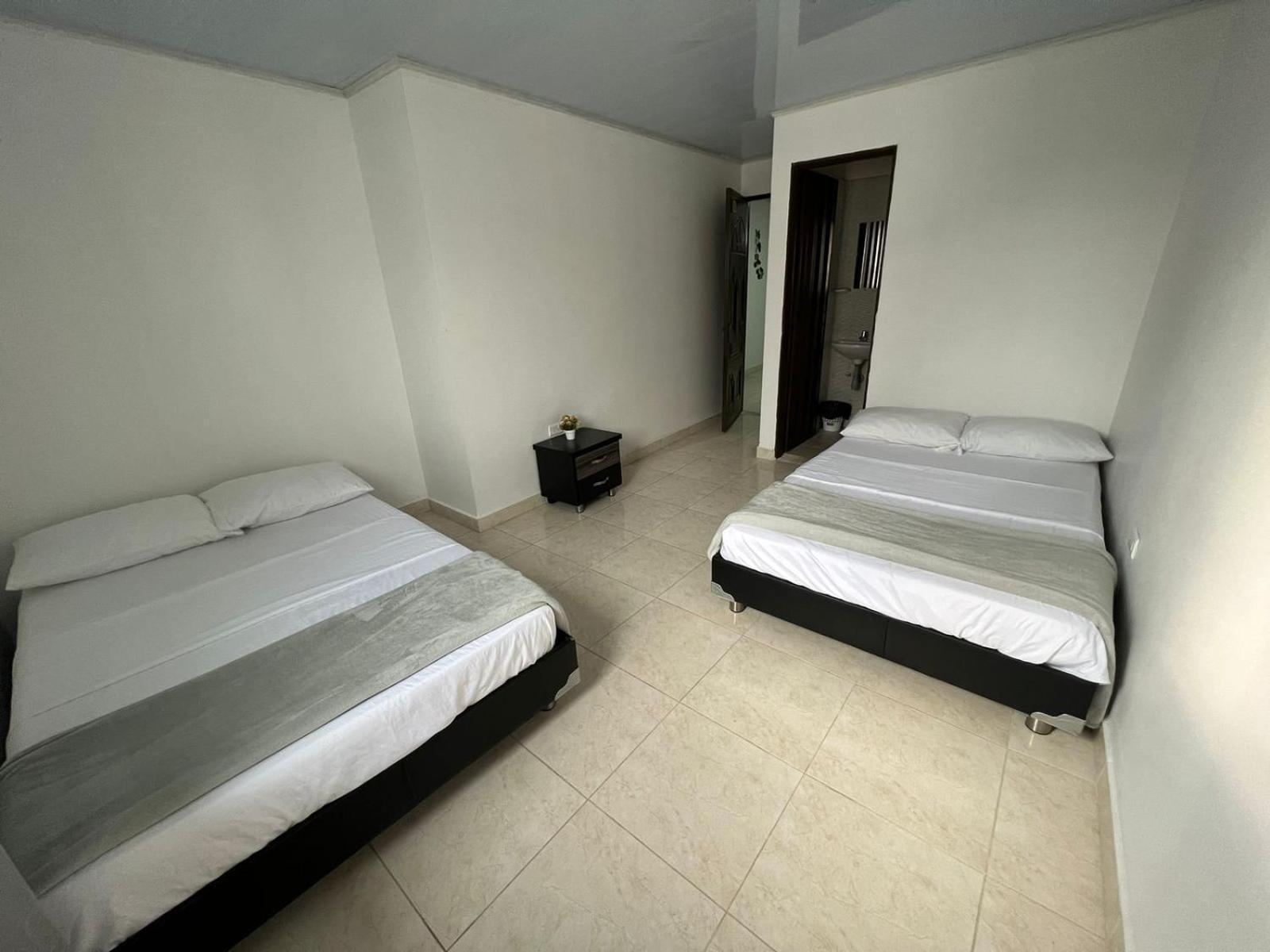 Los Nonos Hostel Guadalupe Ngoại thất bức ảnh