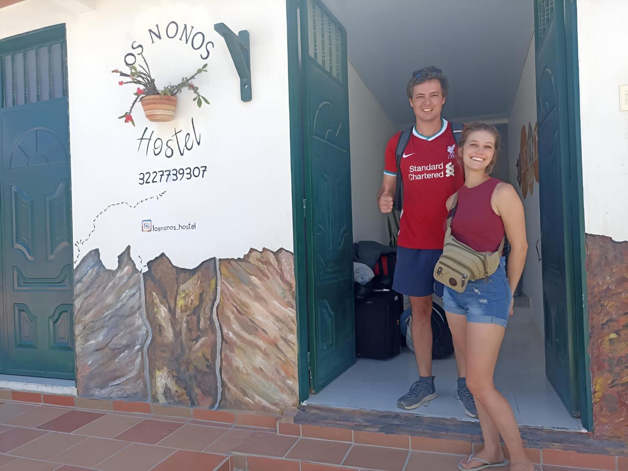 Los Nonos Hostel Guadalupe Ngoại thất bức ảnh