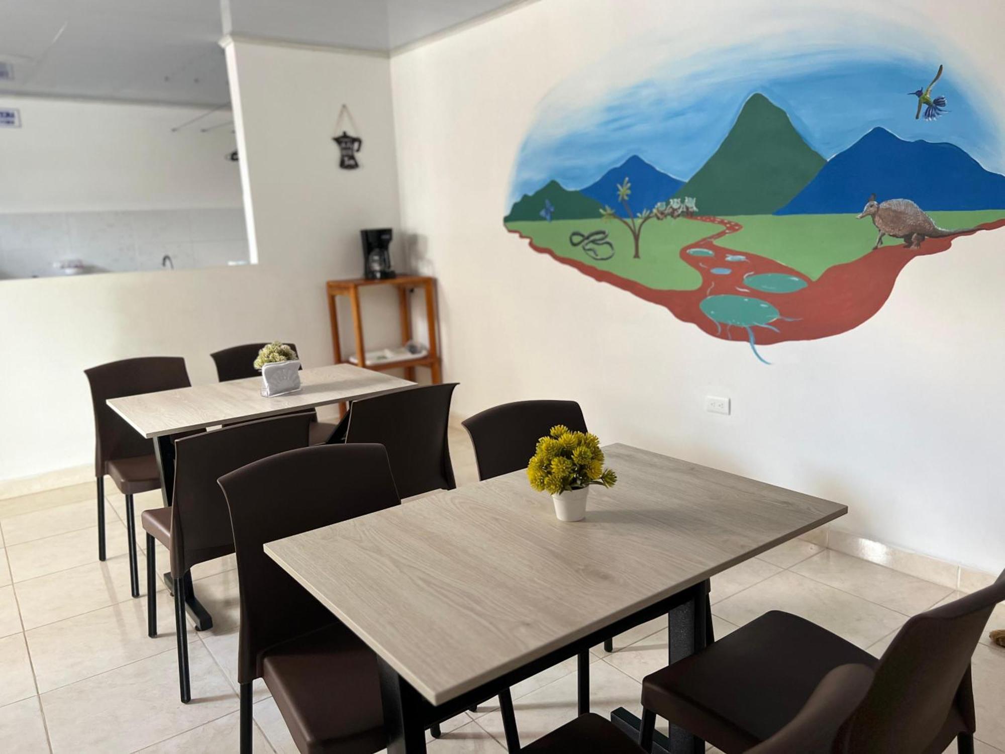 Los Nonos Hostel Guadalupe Ngoại thất bức ảnh